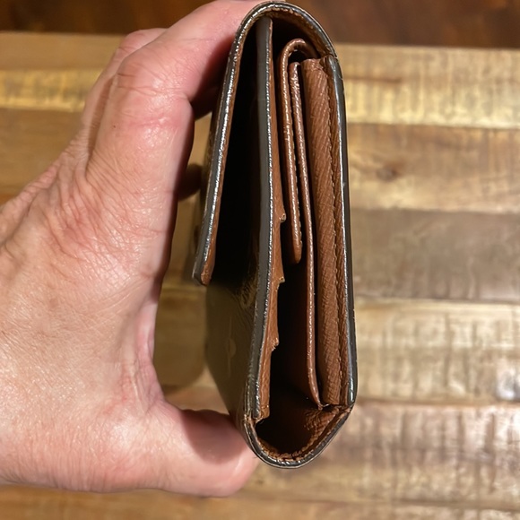 EUC Louis Vuitton Sarah International wallet - Picture 4 of 9
